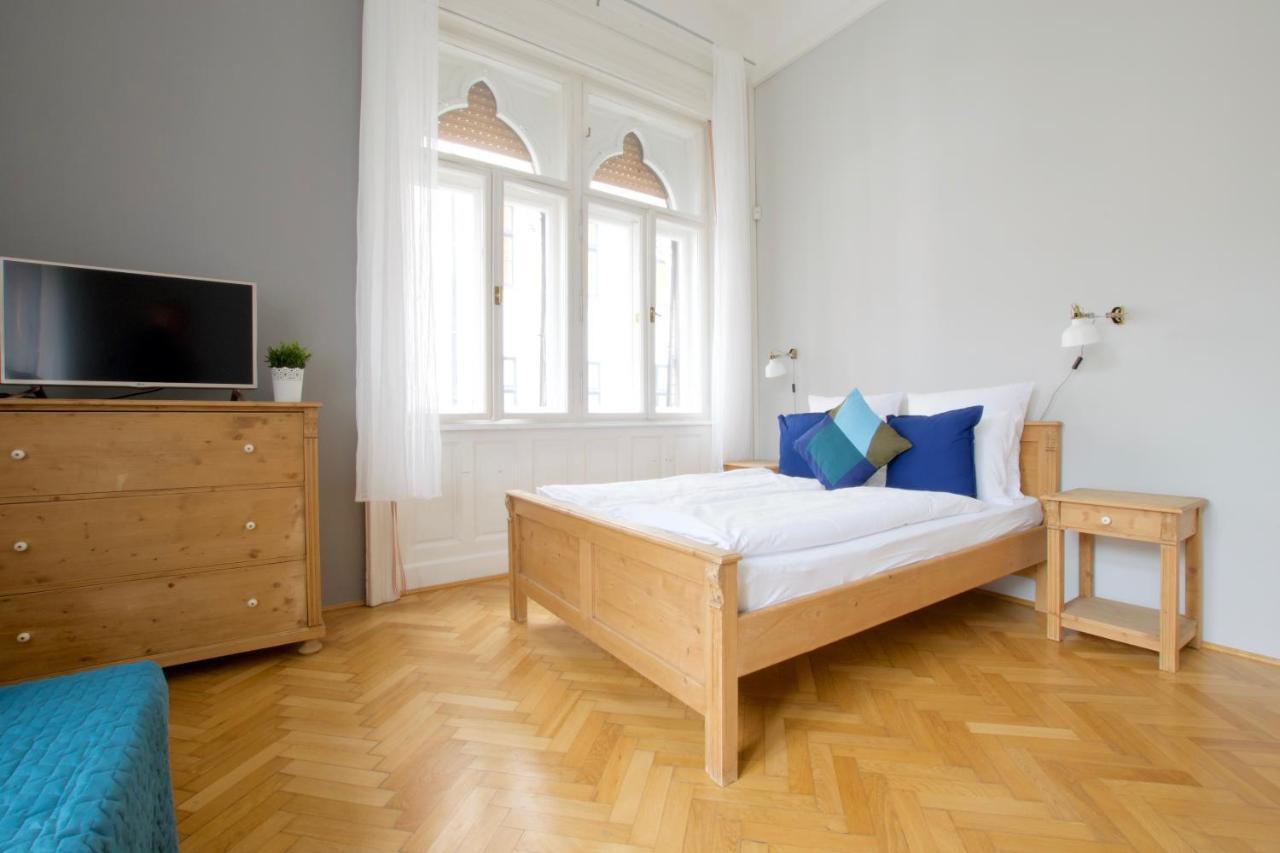 Budget Apartment By Hi5 - Palace Quarter Budapest Exterior foto
